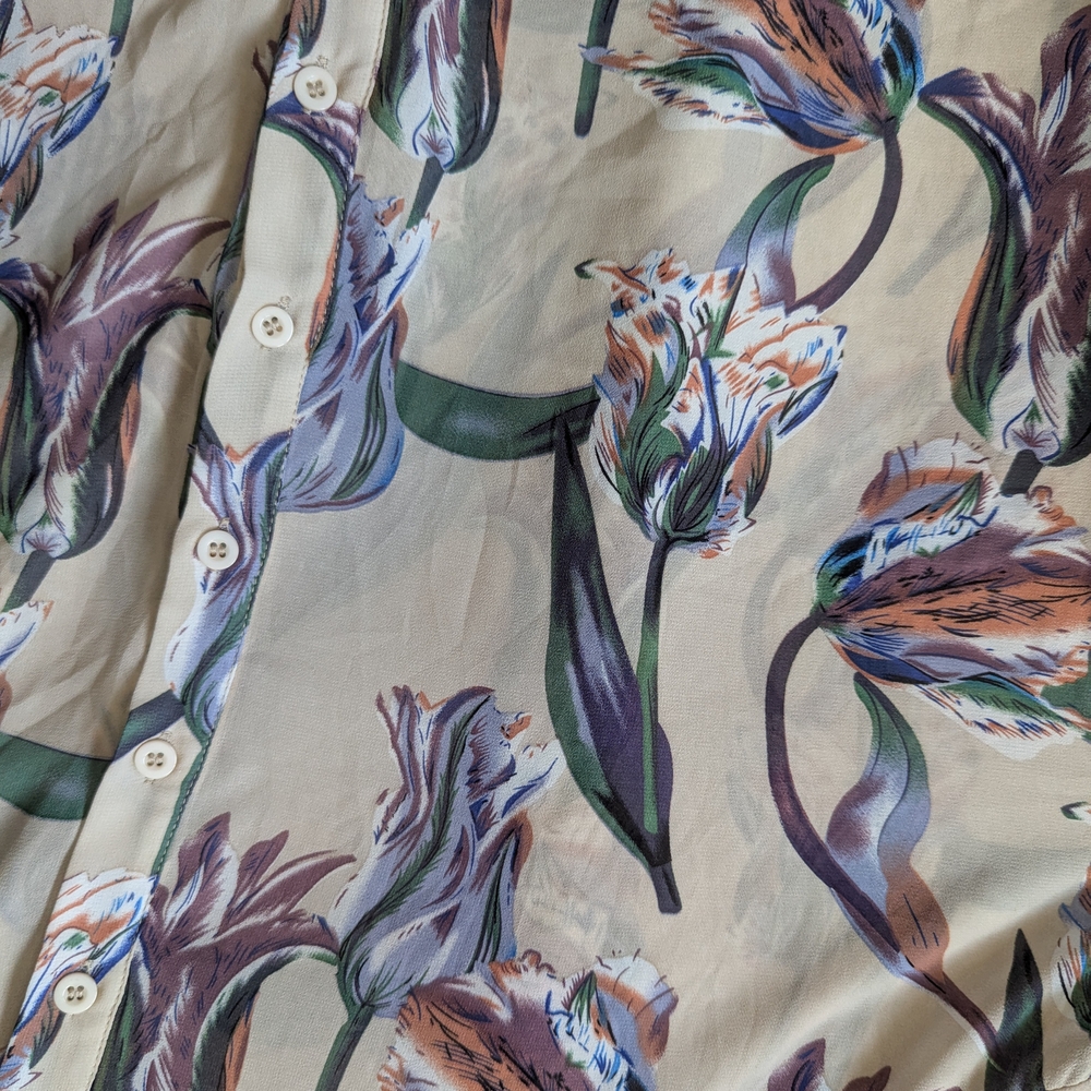 ๐ท Preloved PrettyLittle Things Plus Floral Tulip Oversized Blouse - Size 12 - Picture 11 of 16